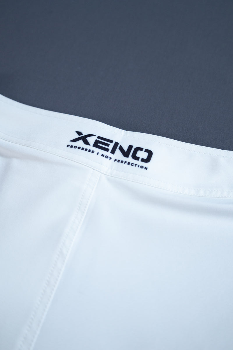 XENO COLOR BLOCK STAGE SHORTS White×Black