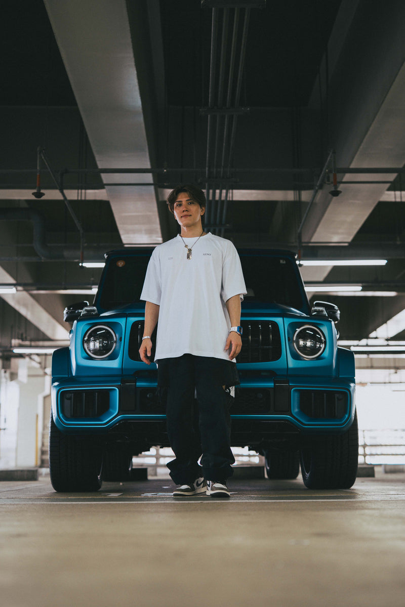 XENO “PRAYING HANDS” OVERSIZED TEE BLEACH WHITE