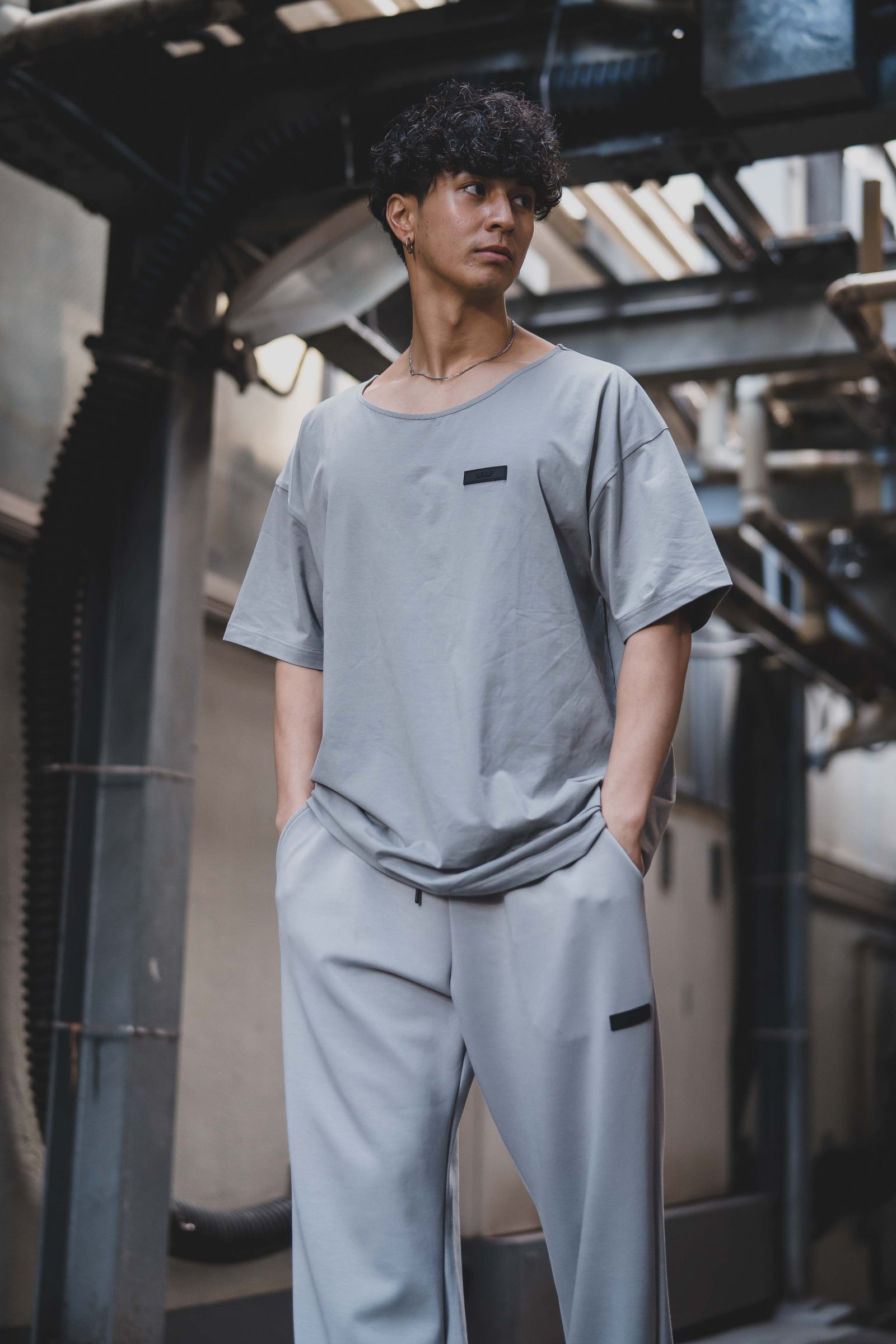 XENO OVERSIZED SILICON LOGO T-SHIRTS GRAY