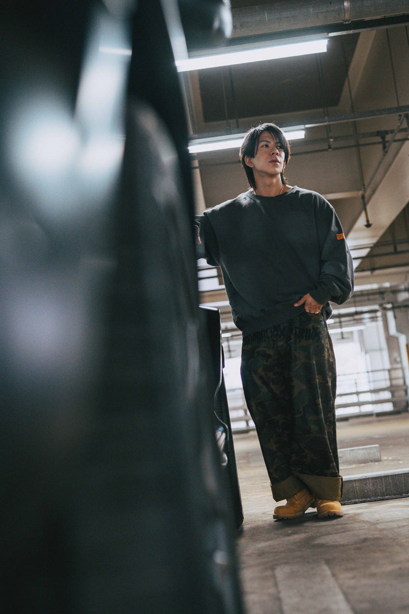 XENO DAMAGE SWEAT SHIRT GRAY