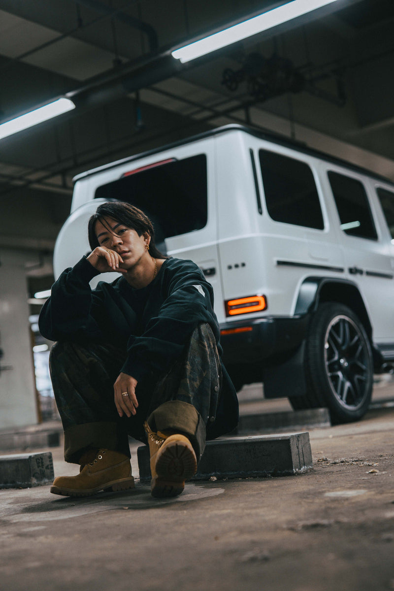 XENO DAMAGE SWEAT SHIRT BLACK