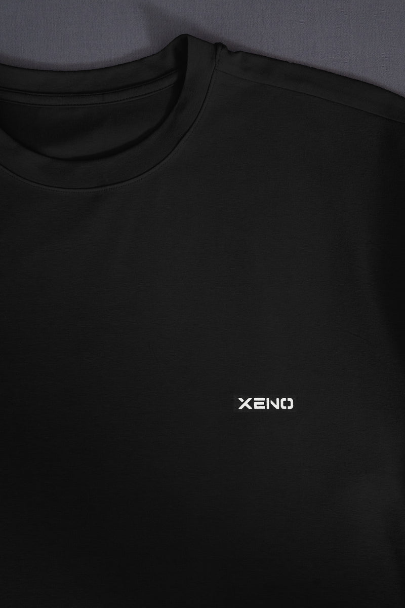 XENO DIAGONAL LINE T-SHIRT BLACK x WHITE