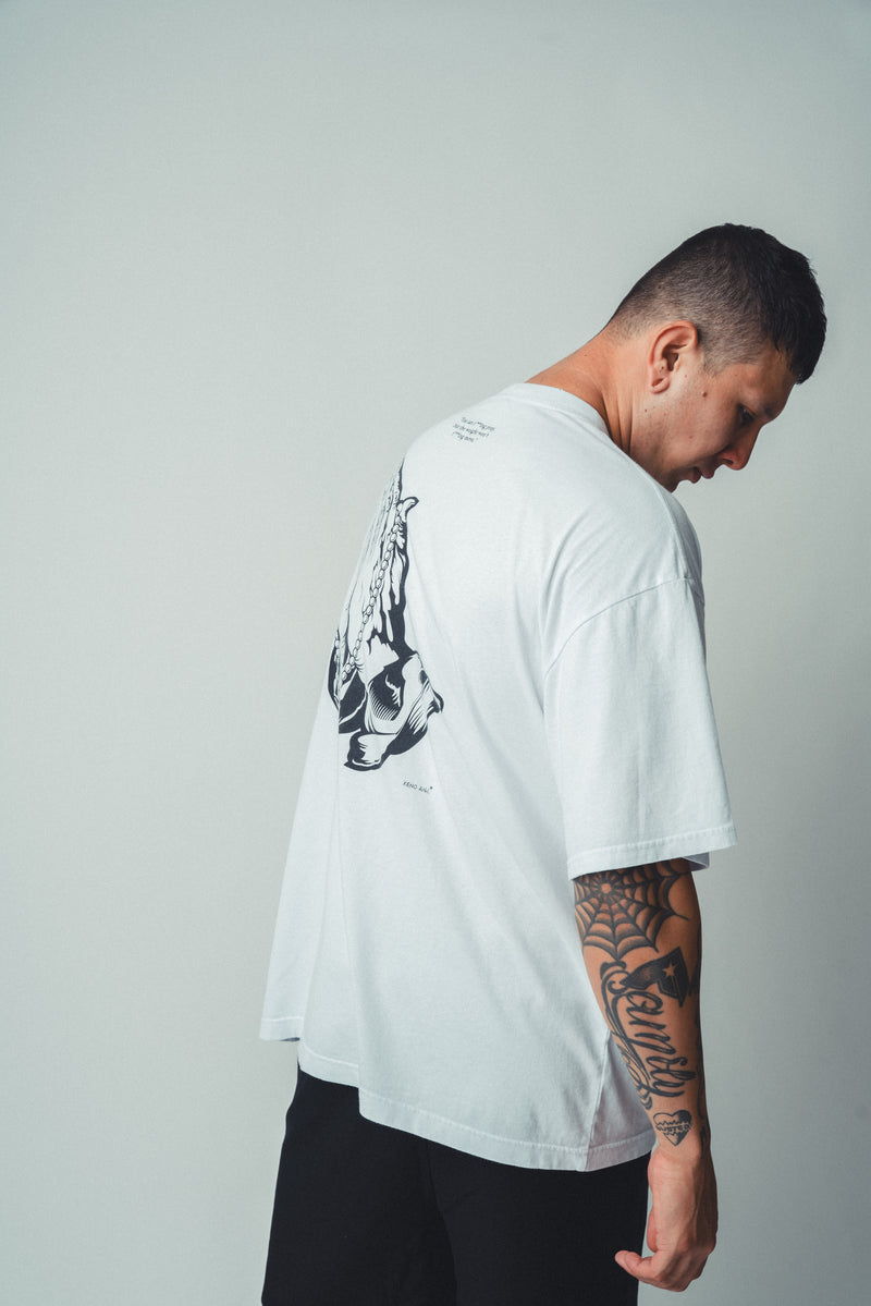 XENO “PRAYING HANDS” OVERSIZED TEE BLEACH WHITE