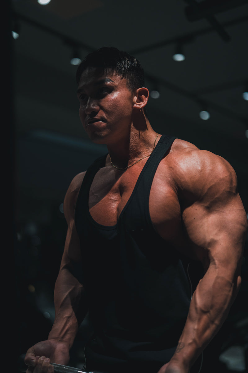 XENO PIPING STRINGER BLACK x WHITE