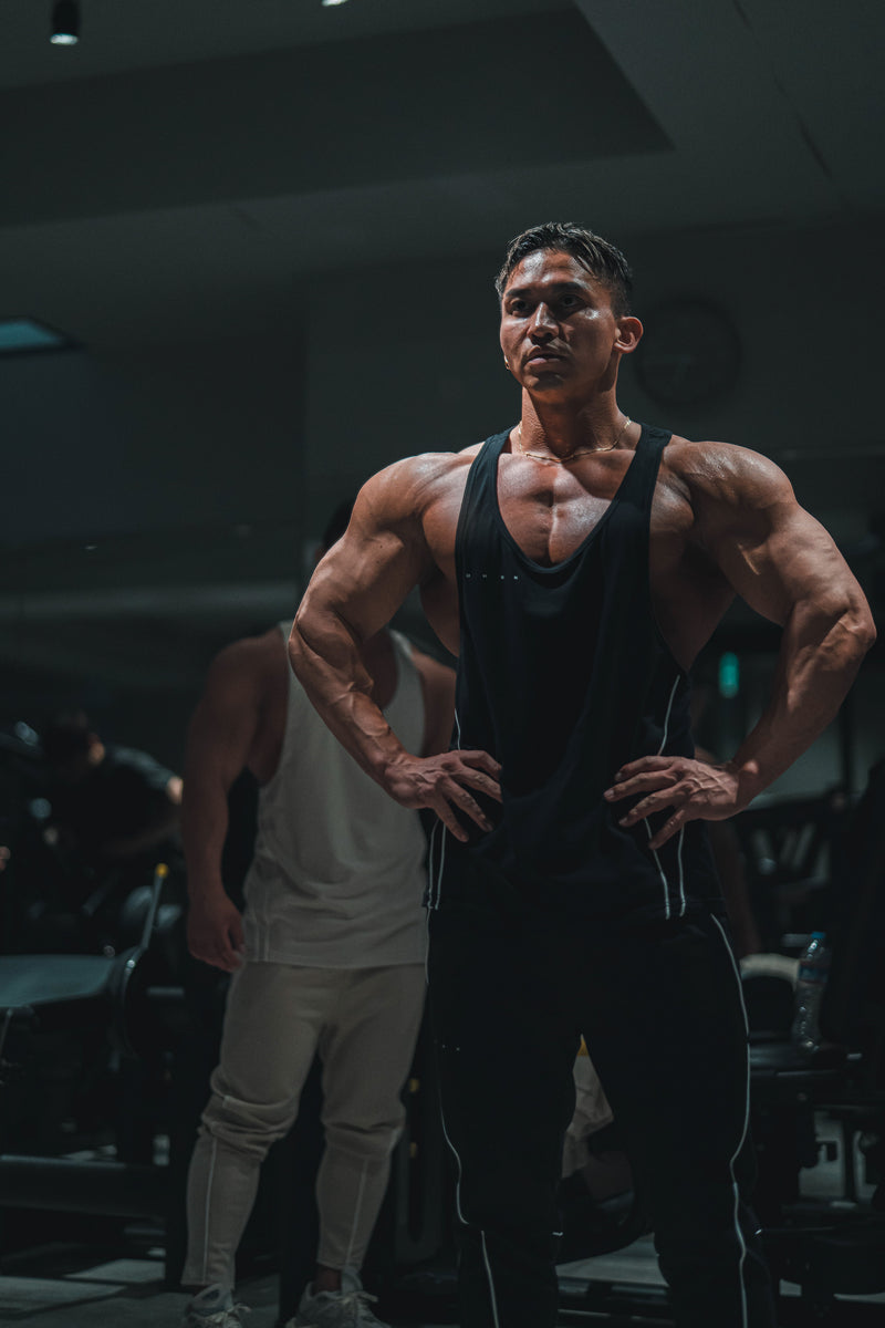 XENO PIPING STRINGER BLACK x WHITE