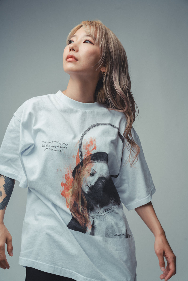 XENO “MARY BURN” OVERSIZED TEE BLEACH WHITE