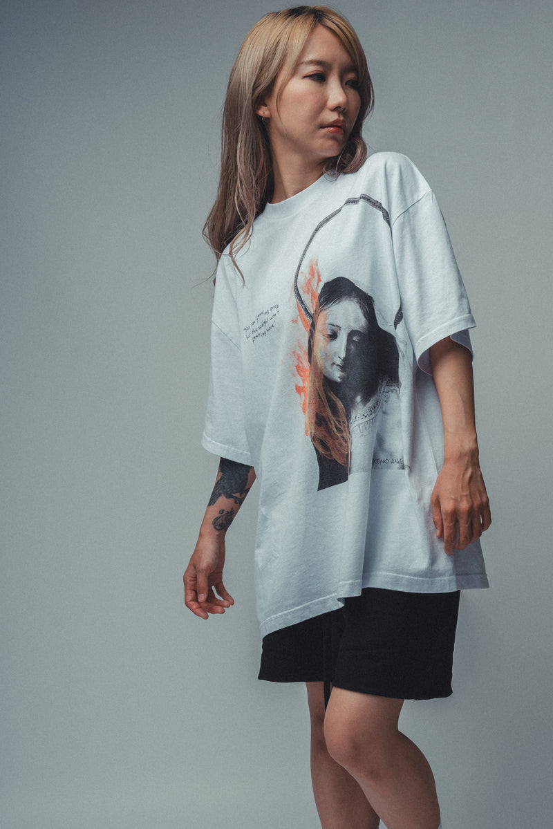 XENO “MARY BURN” OVERSIZED TEE BLEACH WHITE