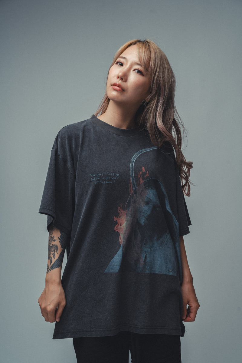 XENO “MARY BURN” OVERSIZED TEE BLEACH BLACK