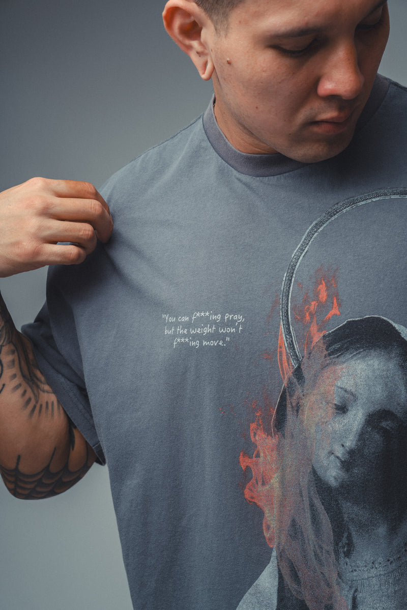 XENO “MARY BURN” OVERSIZED TEE BLEACH BLUE GRAY