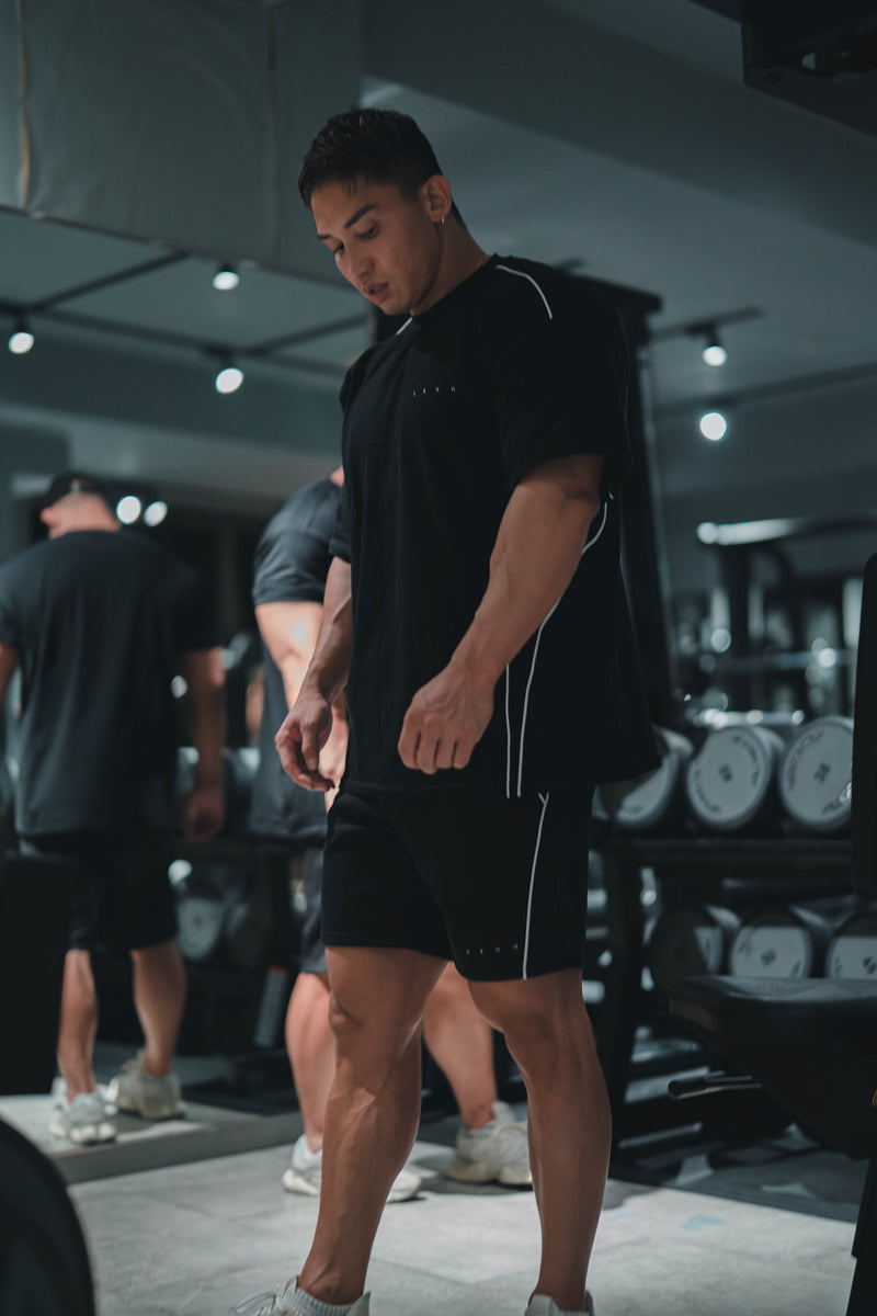 XENO PIPING DOUBLE KNIT SHORTS BLACK x WHITE