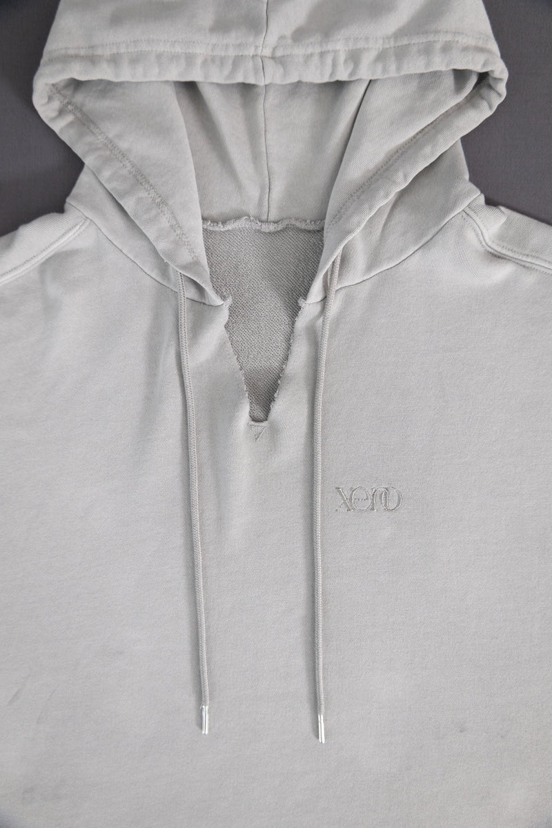 XENO PIGMENT DYED TANK HOODIE LIGHT GRAY