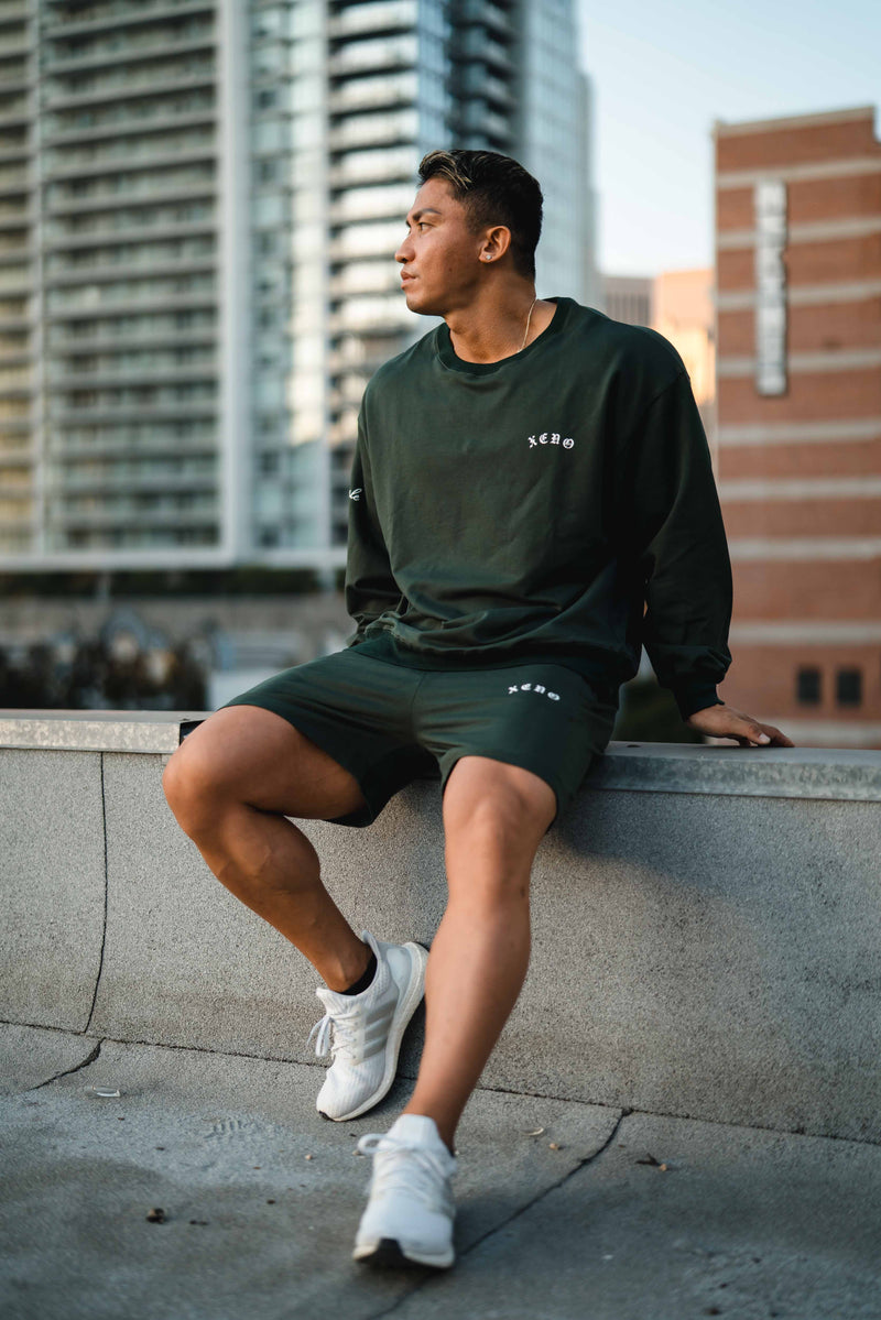 XENO BLACK LETTER SWEAT SHORTS DARK GREEN