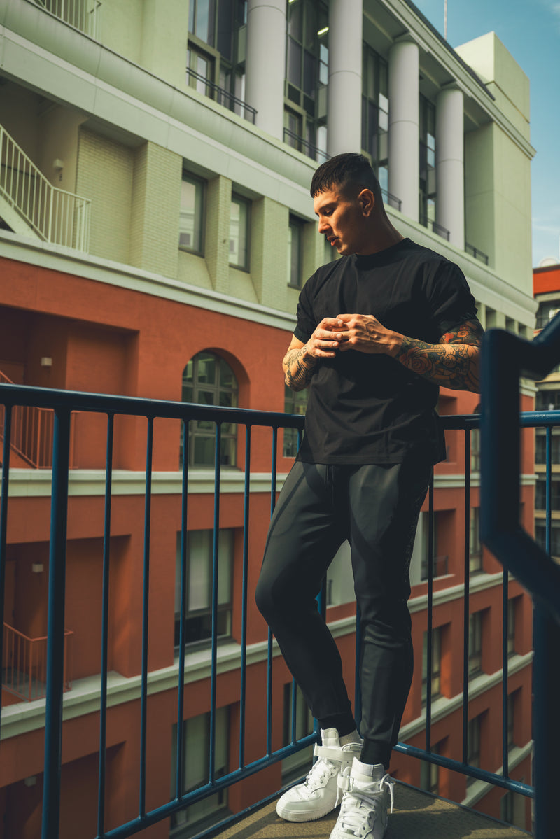 XENO EDGE LINE TRACK PANTS BLACK x BLACK