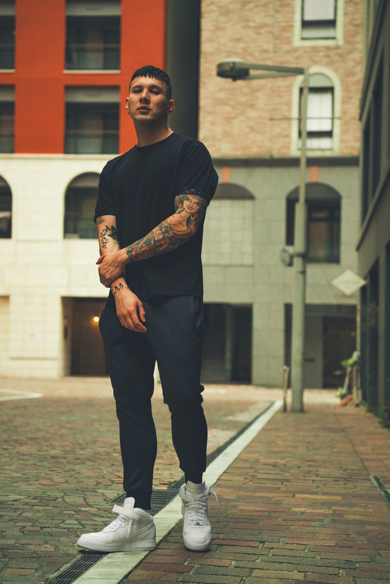 XENO EDGE LINE TRACK PANTS BLACK x BLACK