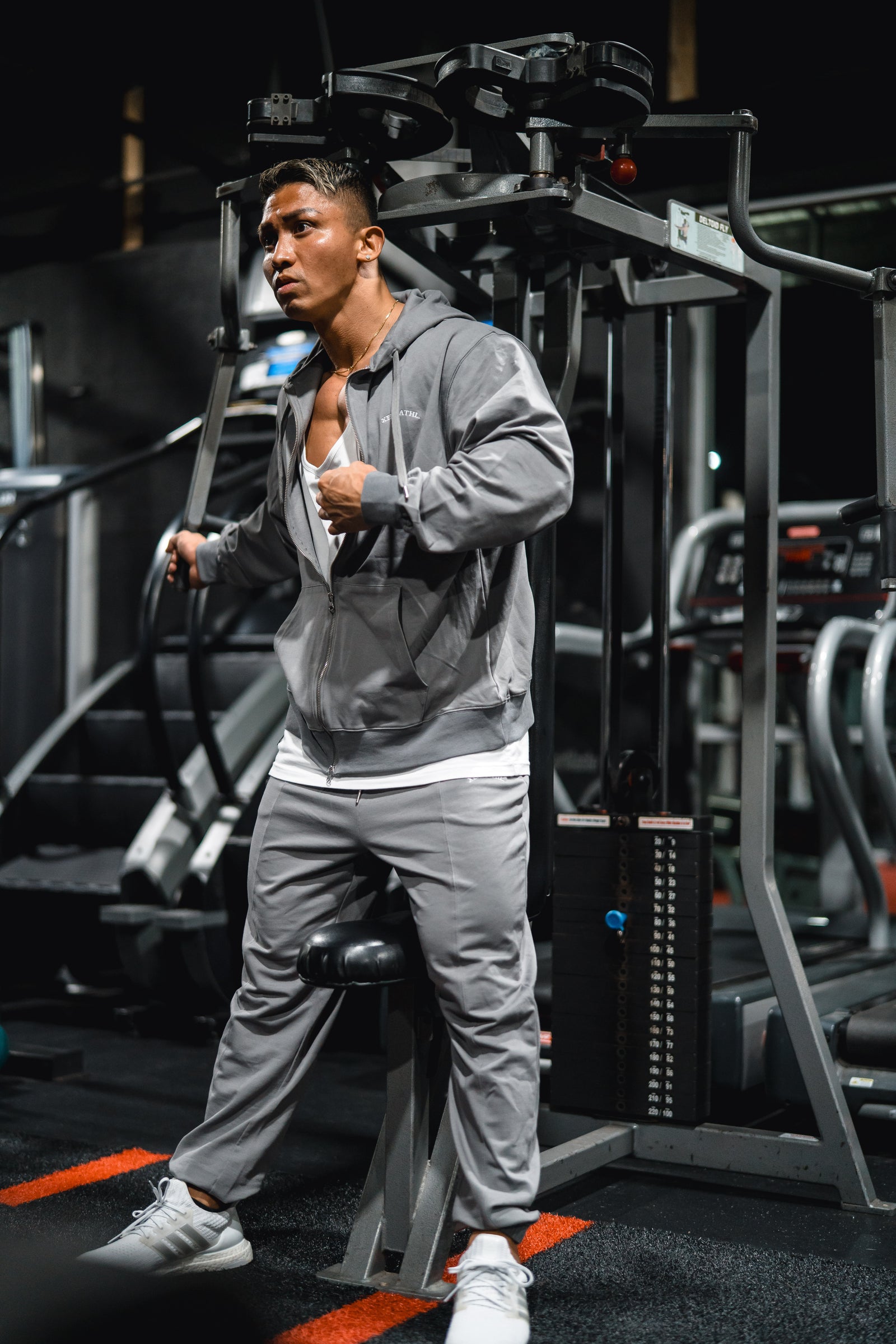 ウォーキング・ランニングウェア XENO CROSS EMBROIDERY SWEAT PANTS XENO CROSS EMBROIDERY SWEAT PANTS Charcoal