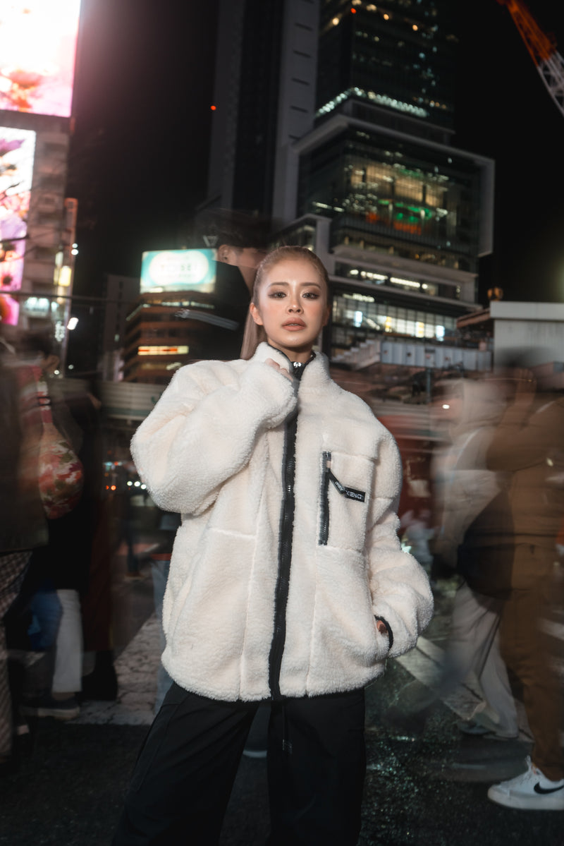 XENO OVERSIZED BOA FLEECE JACKET WHITE