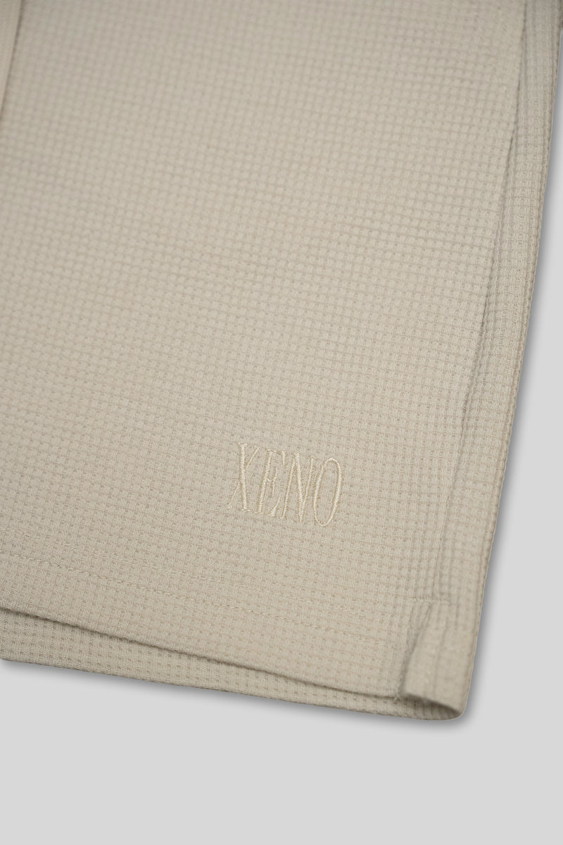 XENO WAFFLE RELAXED SHORTS WHITE BEIGE