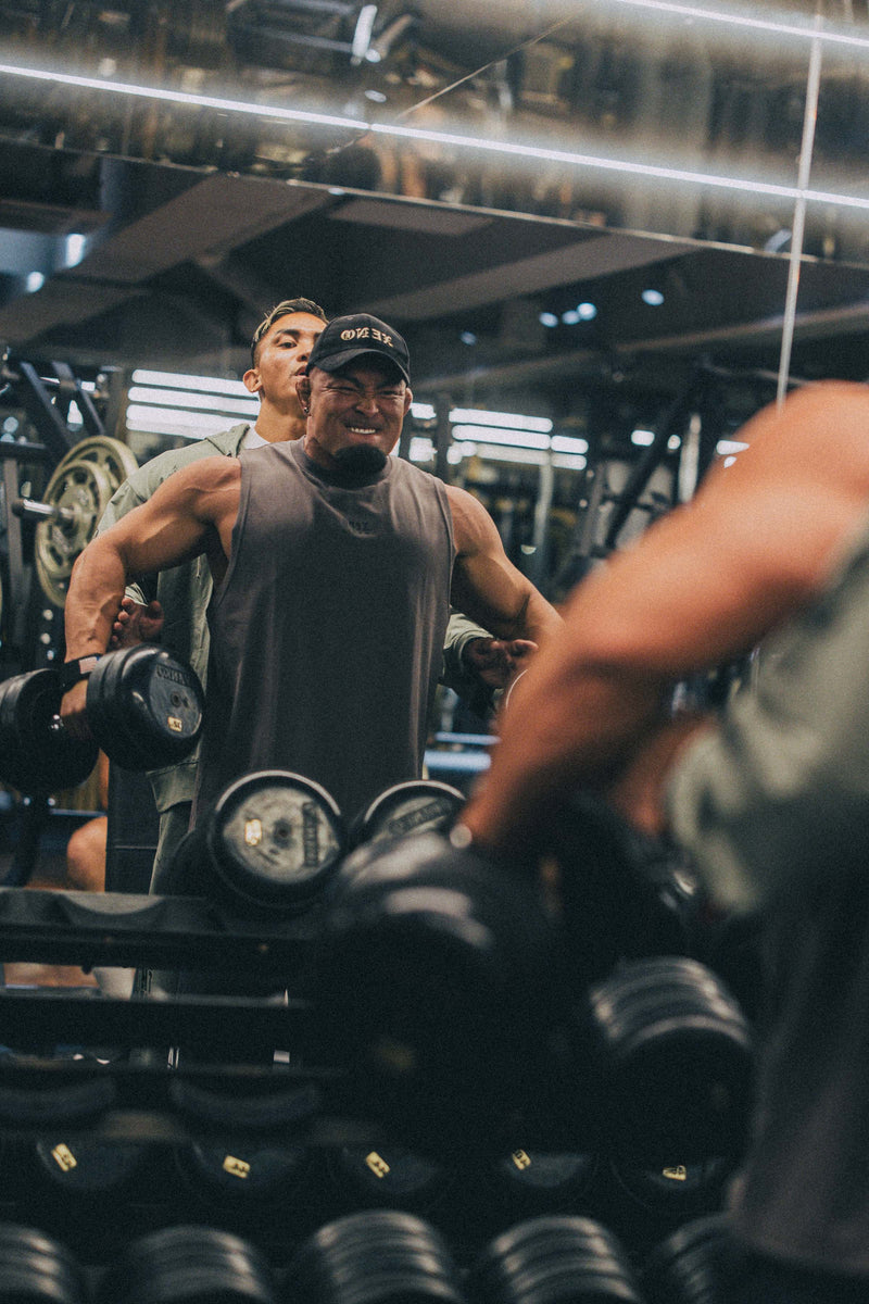 XENO “NFTS”SLEEVELESS TEE CHARCOAL