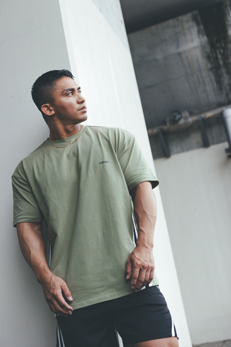 XENO DIAGONAL LINE T-SHIRT GRASSGREEN