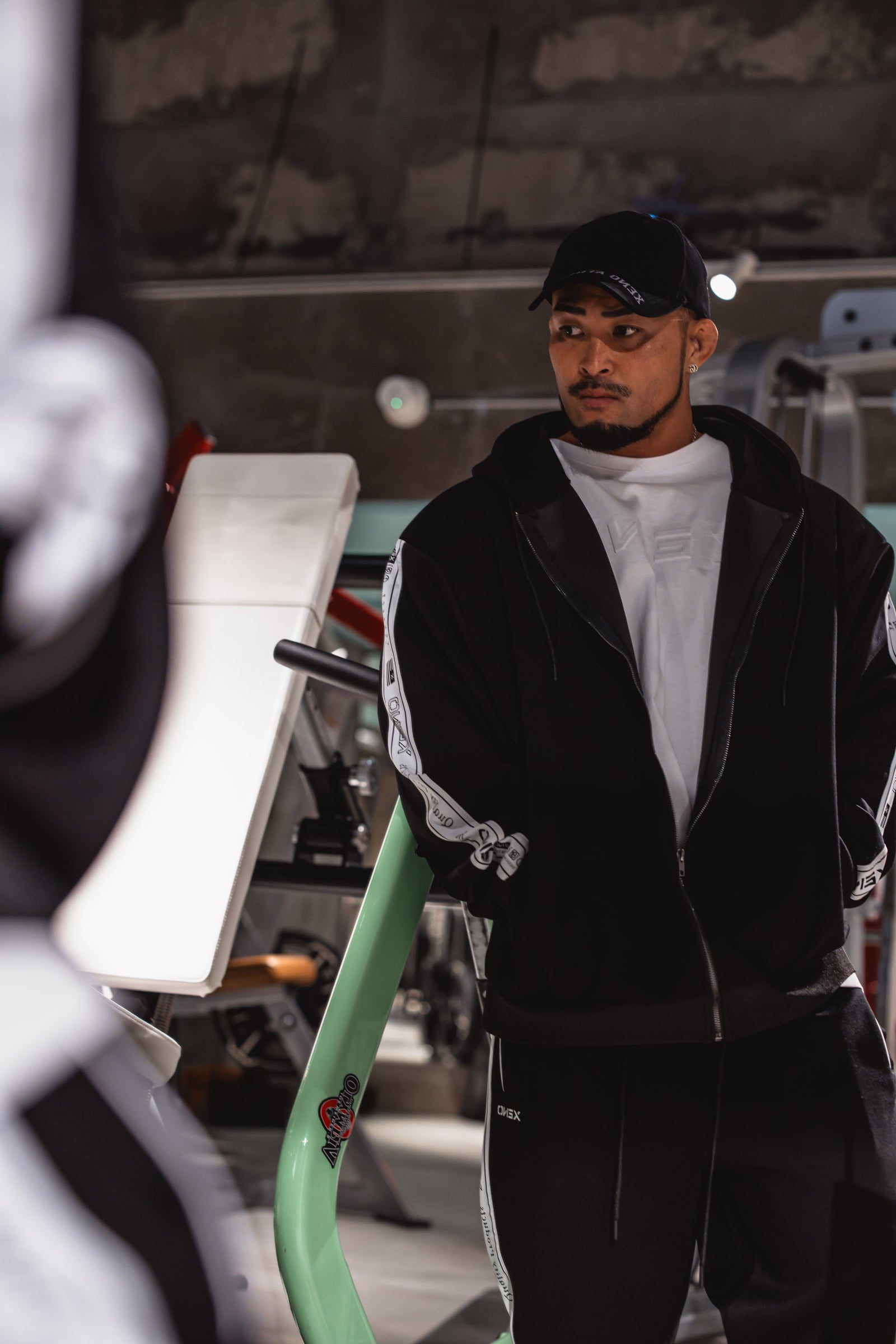 XENO LEGACY TAPE HOODIE Black×White