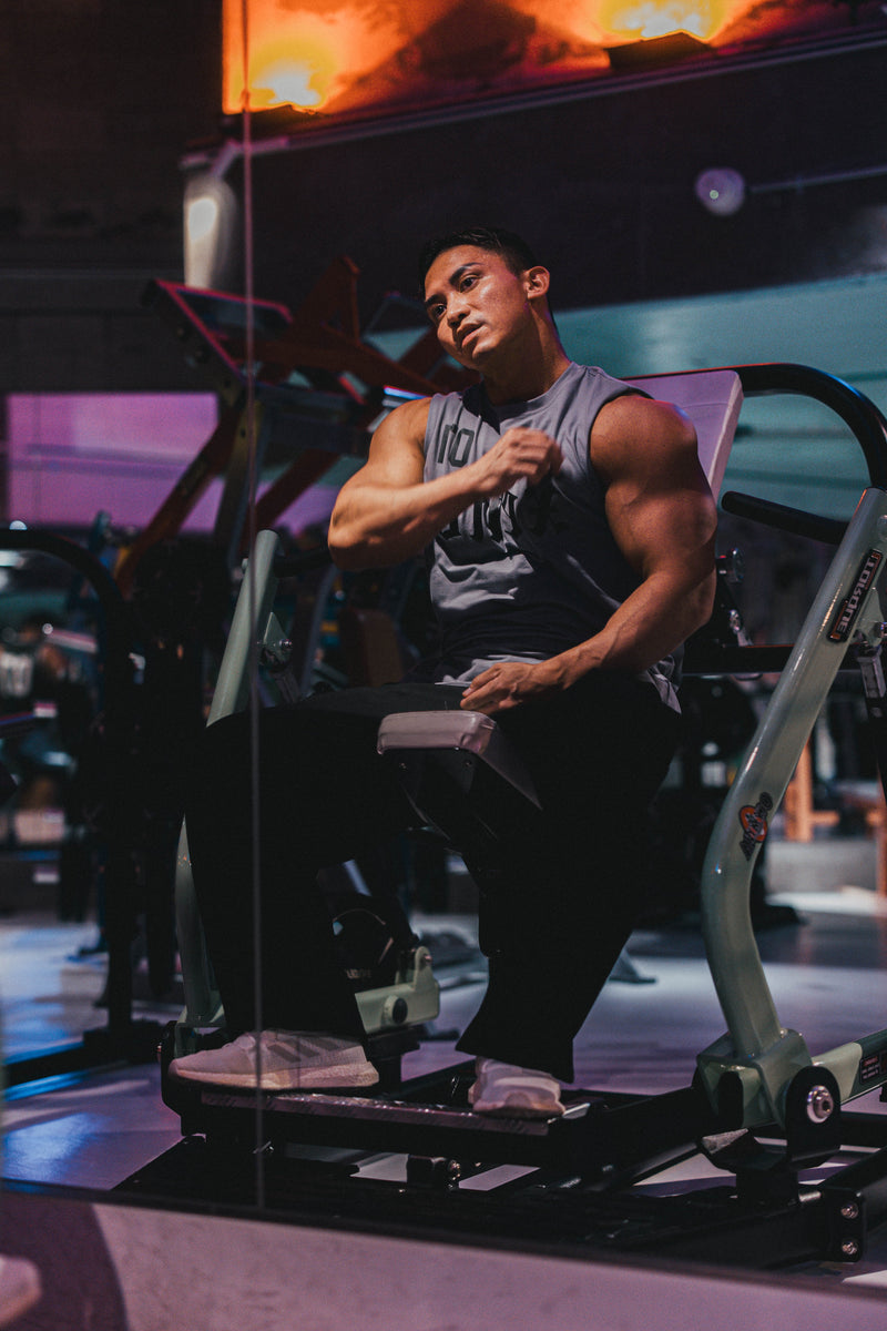 XENO 7TH ANNIV.  SLEEVELESS TEE GRAY