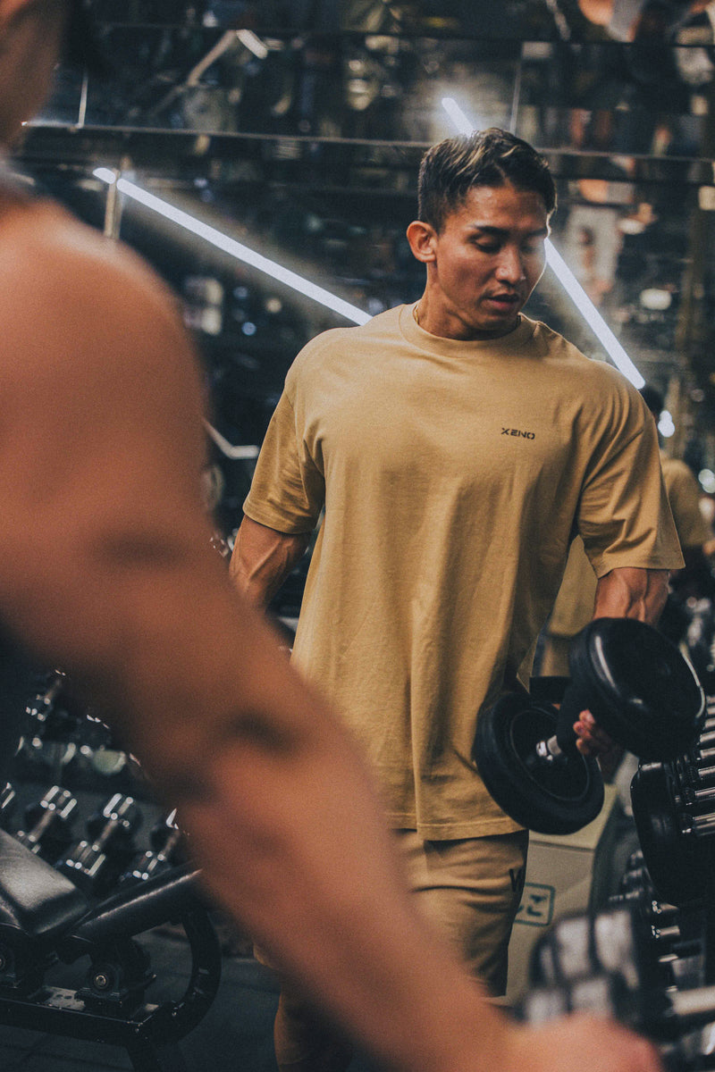 XENO WORKOUT CLUB OVER SIZED T-SHIRT BEIGE