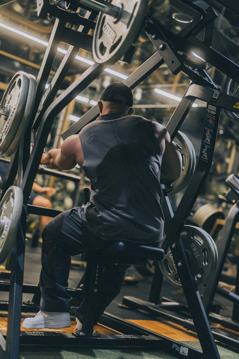 XENO “NFTS”SLEEVELESS TEE CHARCOAL