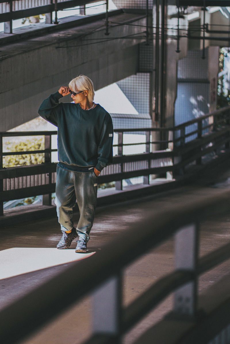 XENO DAMAGE SWEAT SHIRT GREEN