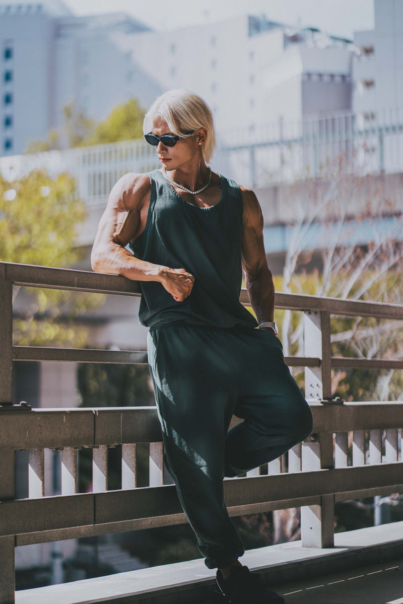 XENO DAMAGE SWEAT PANTS GREEN