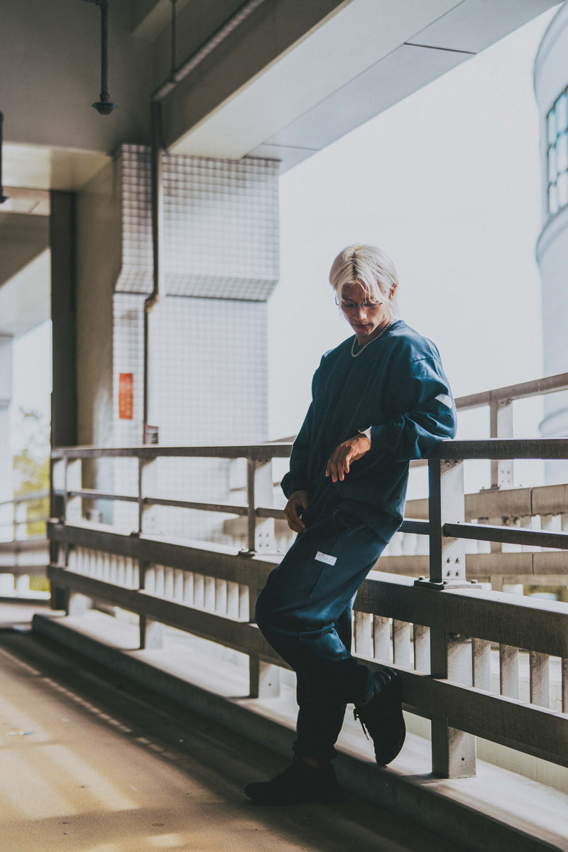 XENO DAMAGE SWEAT SHIRT NAVY