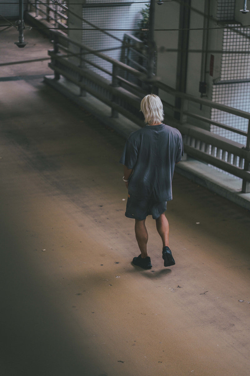 XENO DAMAGE T-SHIRT GRAY