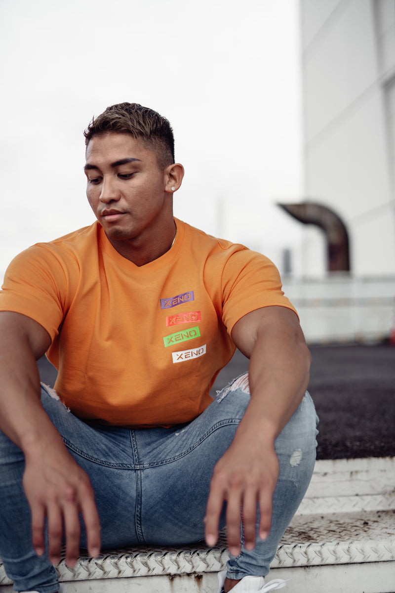 XENO STICKER LOGO T-SHIRT Orange