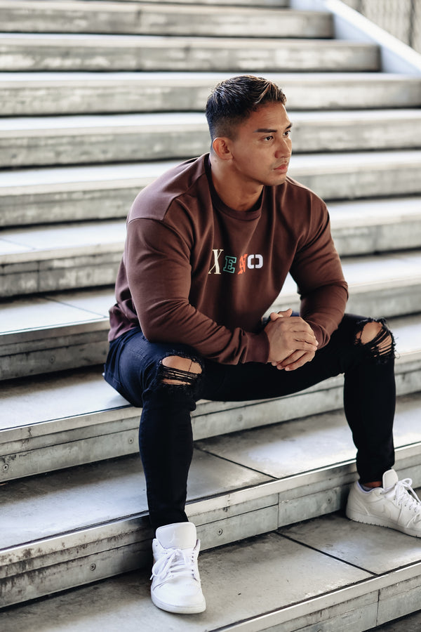 XENO MULTI  FONT SWEATSHIRT Brown